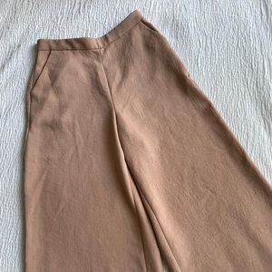 Aritzia culottes in dusty pink
